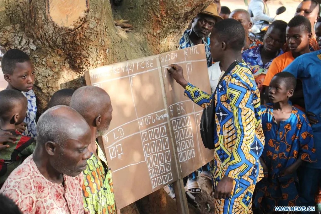 EN DIRECT - Présidentielle 2026 au Bénin : les premiers dépouillements en cours à Calavi, Ifangni et Zè,
